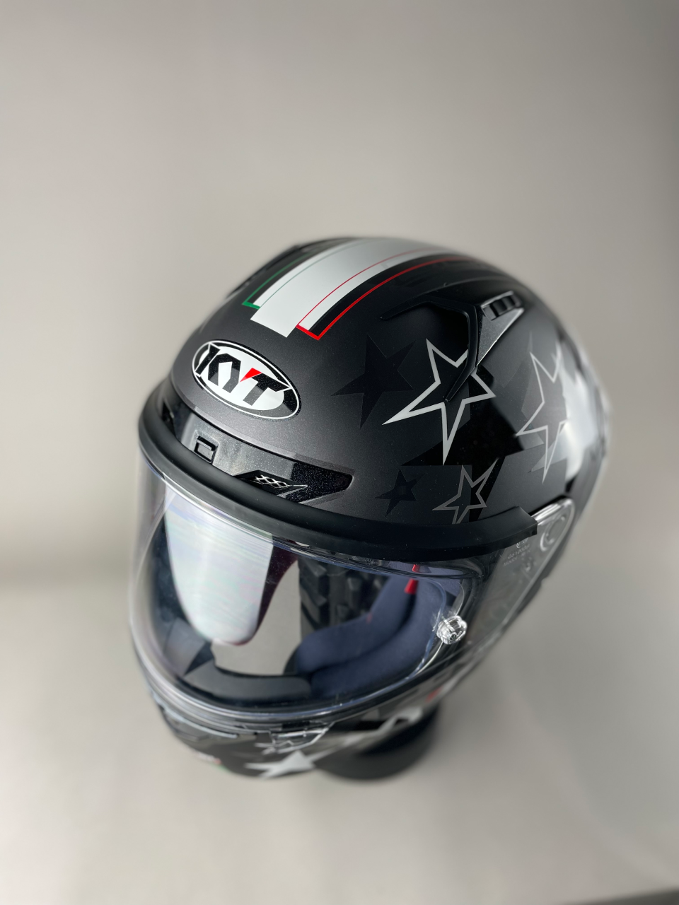 Jesse James Shedden helmet